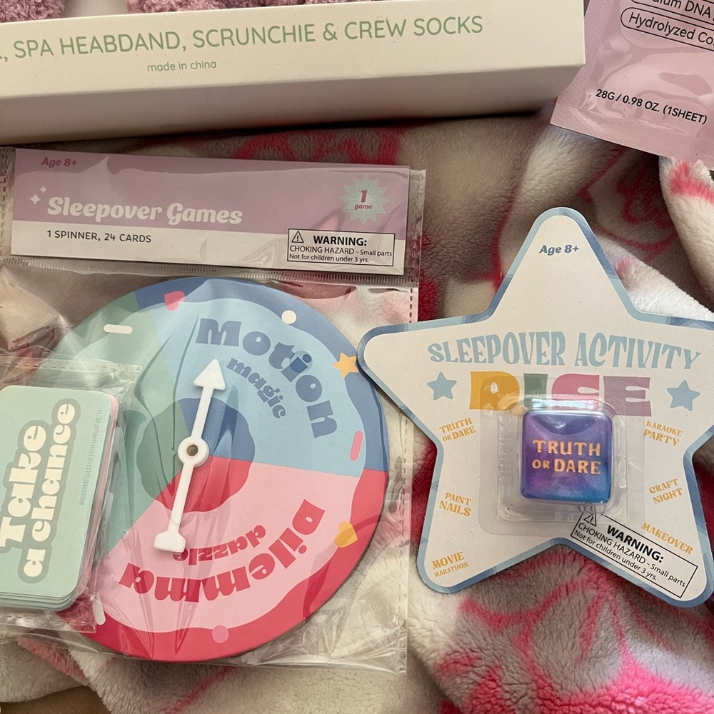 Sleepover Party Bundleā¢New - Picture 4 of 7
